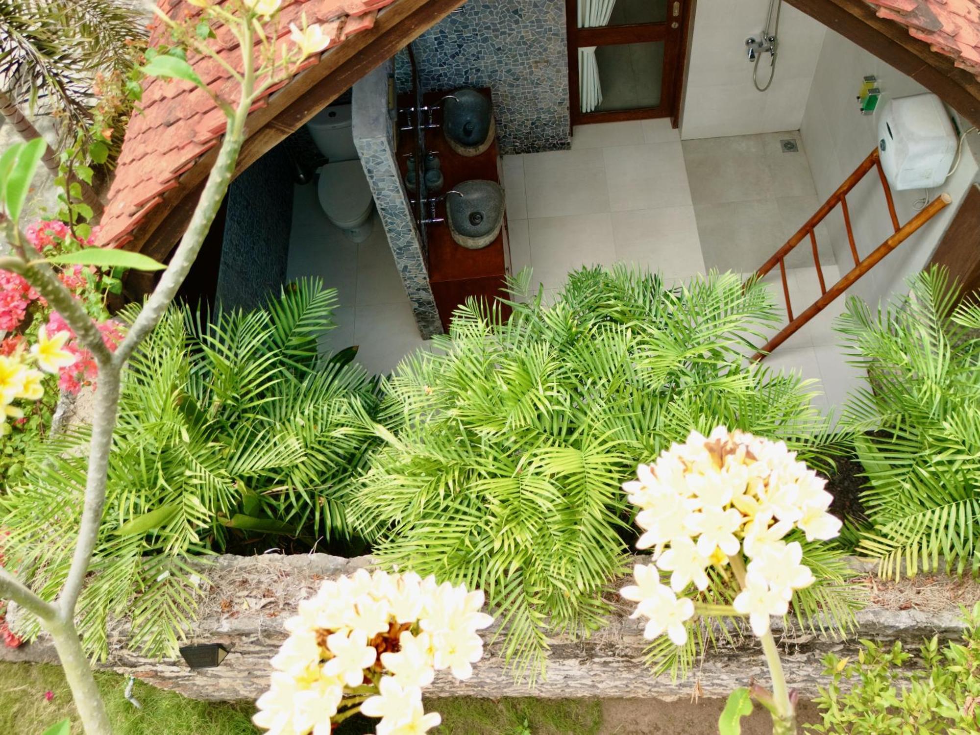 Jungle Paradise Batununggul Exterior photo