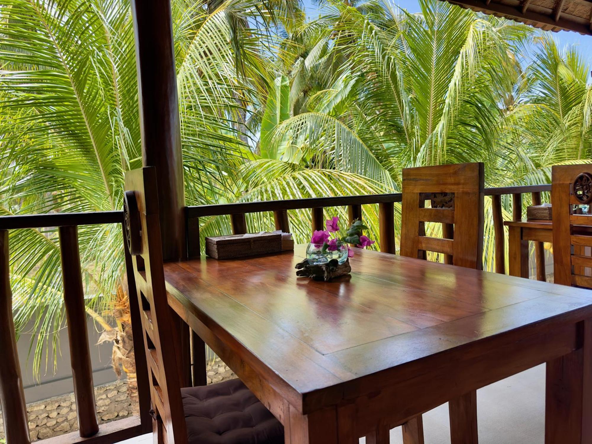 Jungle Paradise Batununggul Exterior photo